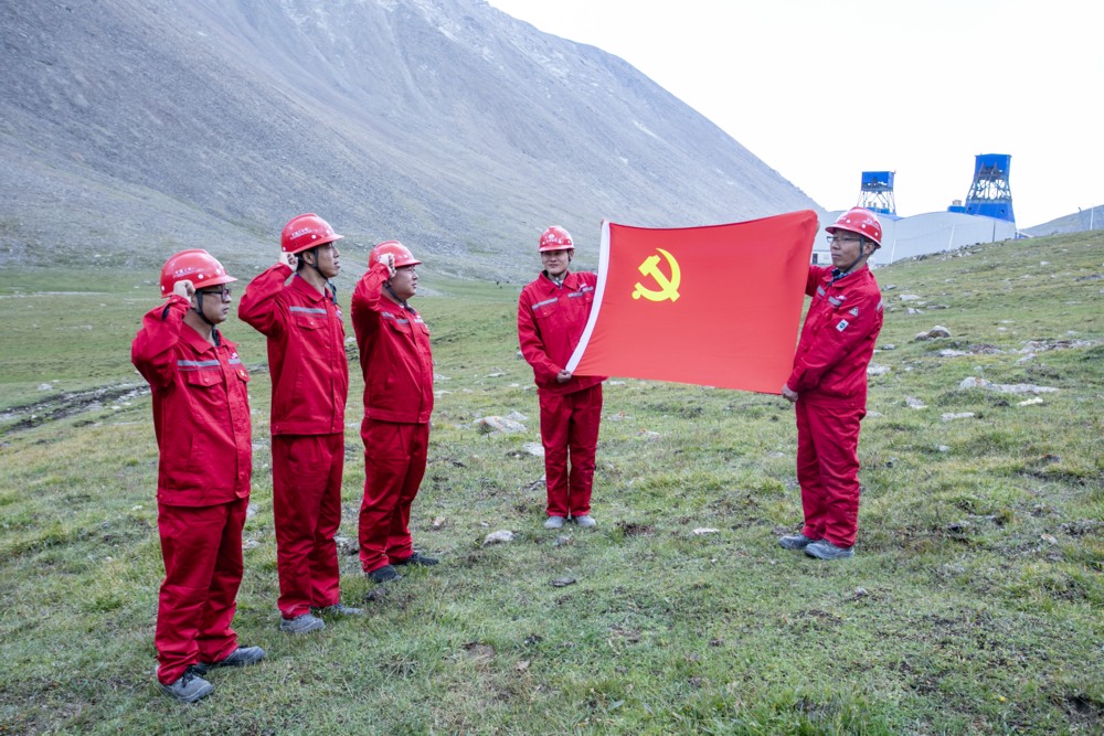 陜煤建設礦建三公司:“紅色黨建”引領“融合發展”