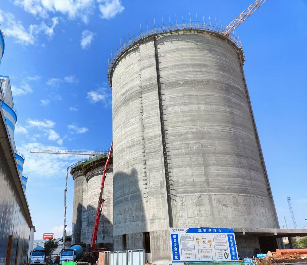 陜煤建設第二直屬項目部:金秋施工熱潮涌,奮楫揚帆啟新程