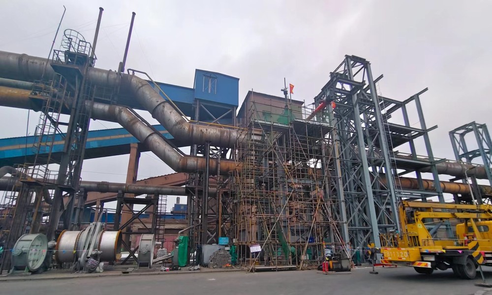 陜煤建設西北分公司:高爐煤氣帶壓開孔成功實施