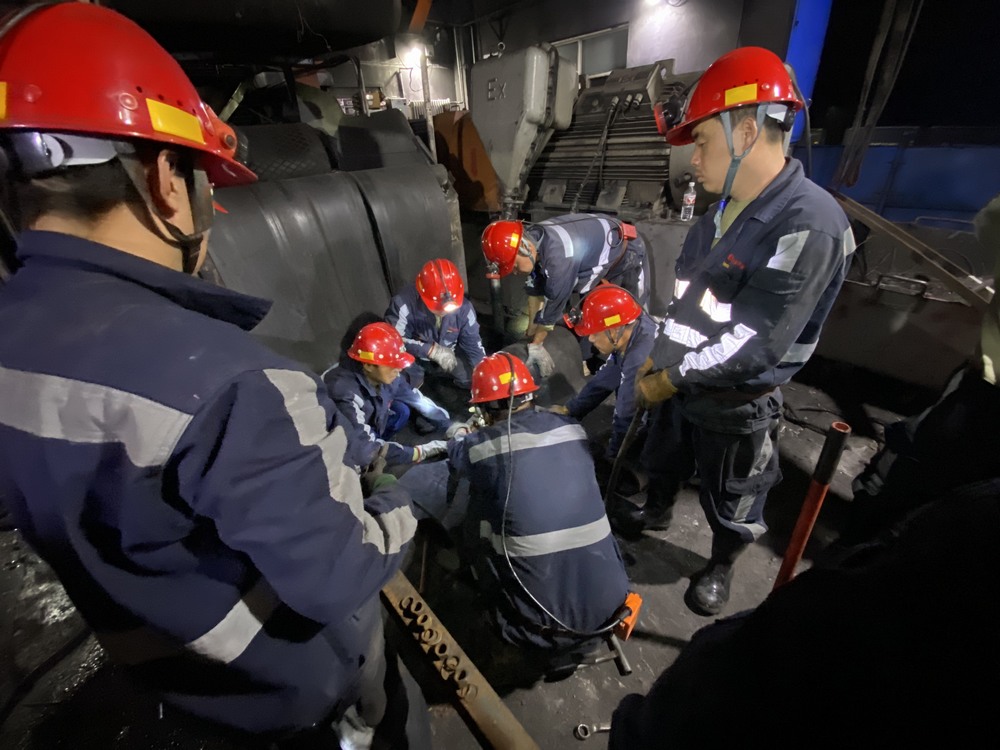 陜煤建設韓城分公司張家峁項目部:18小時搶修工程小紀