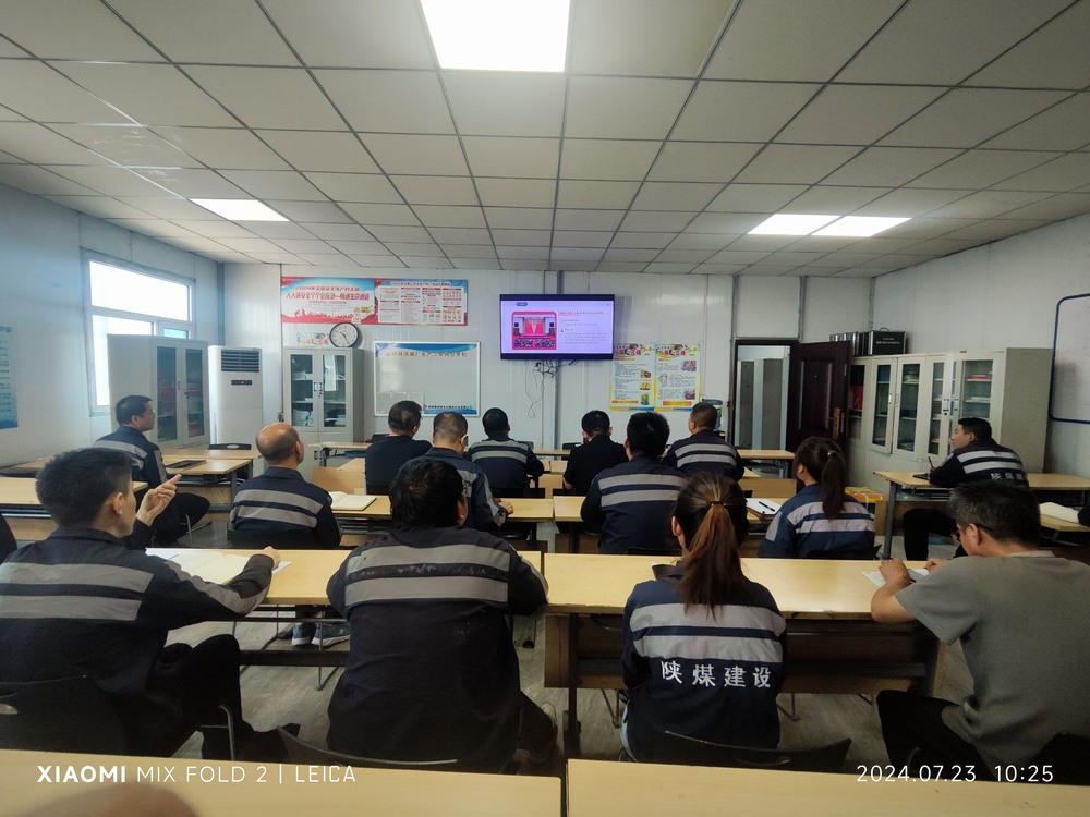 陜煤建設(shè)洗選煤運(yùn)營(yíng)公司紅柳林煤廠(chǎng)項(xiàng)目部:傳民族英雄精神 弘揚(yáng)環(huán)衛(wèi)勞動(dòng)風(fēng)尚