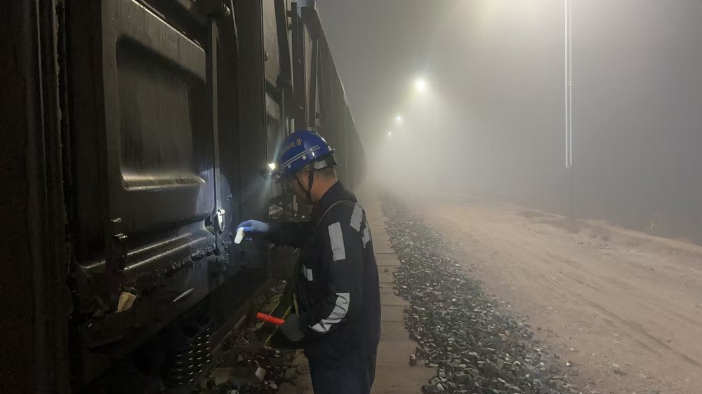 陜煤建設洗選煤運營公司榆陽運營項目部：大霧中的安全衛士