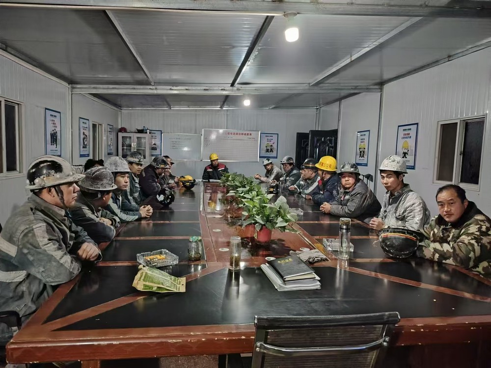 陜煤建設礦建三公司：打好“三張牌” 決戰四季度