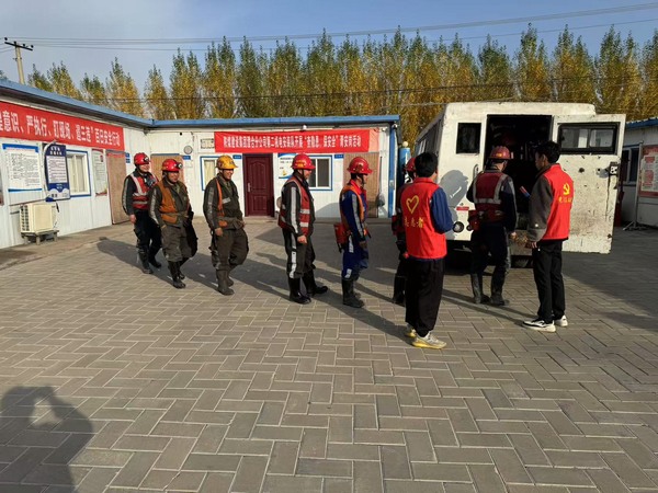 陜煤建設(shè)渭南分公司第二安裝項(xiàng)目部多向發(fā)力 織密“安全網(wǎng)”