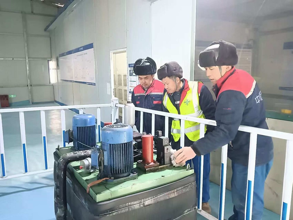 陜煤建設礦建三公司:堅守一線 畫好春節“平安符”