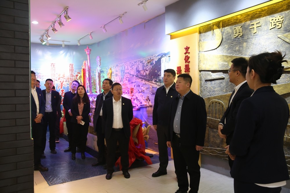 陜煤建設赴中鐵七局三公司洽談合作