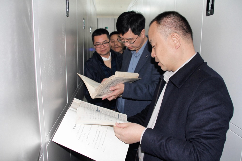 陜西陜煤?jiǎn)⑦h(yuǎn)科技有限公司董事長(zhǎng)劉弓一行蒞臨陜煤建設(shè)銅煤公司調(diào)研交流 ?