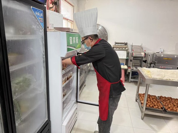 陜煤建設煤礦運營服務分公司:后勤保障再升級 職工幸福“滿格電”