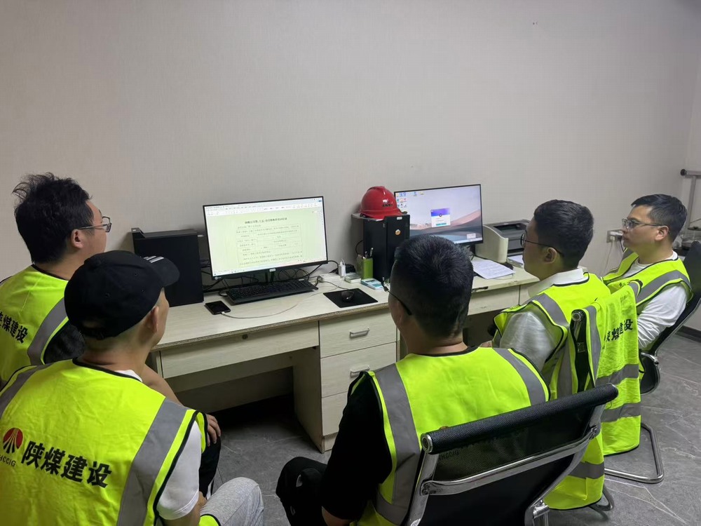 陜煤建設(shè)銅煤公司基層項(xiàng)目部：多舉措扎實(shí)推進(jìn)“安全生產(chǎn)月”活動(dòng)見實(shí)效