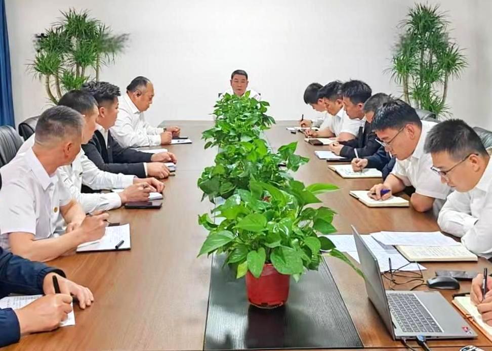 陜煤建設煤礦運營服務分公司：迎戰“秋老虎”筑牢“防汛堤” 打響季節性安全攻堅戰