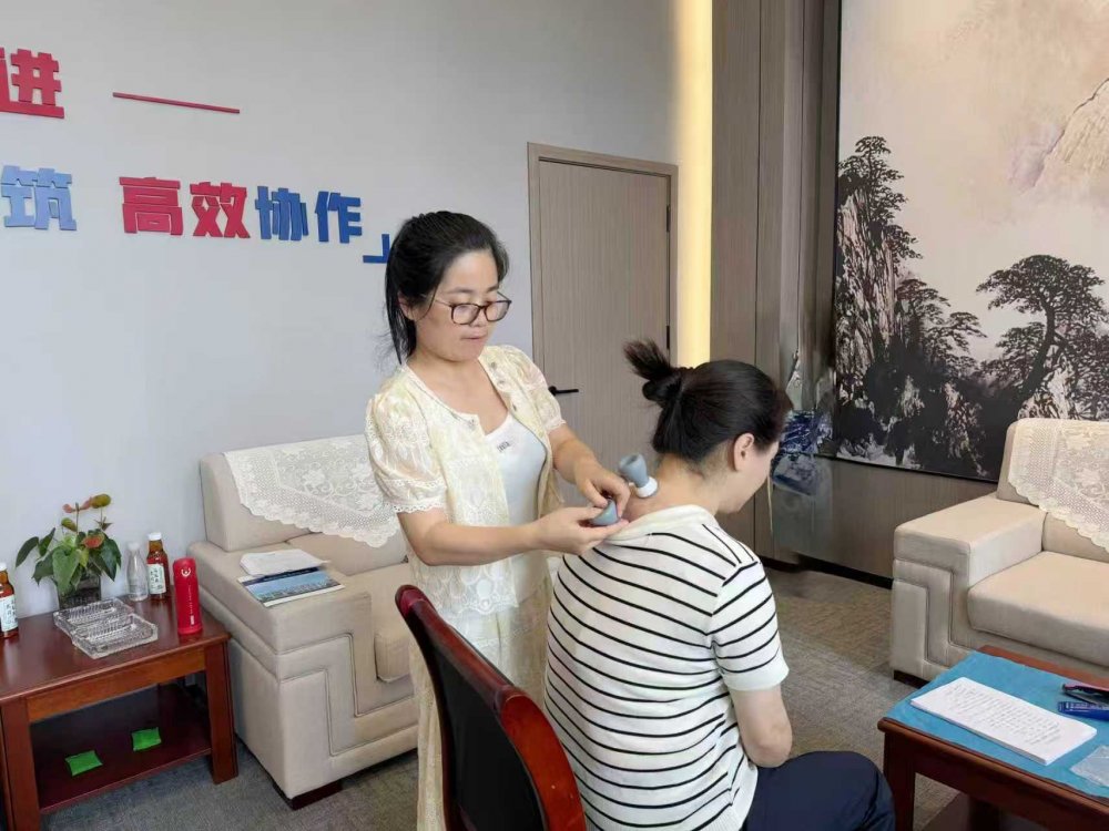 陜煤建設天工公司工會：以“暖心賦能”繪就職工關愛全景圖