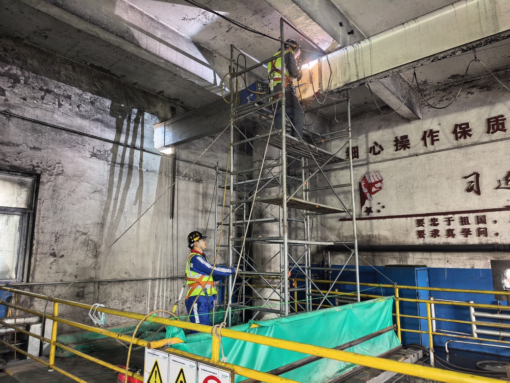 陜煤建設洗選煤運營公司第二項目部：攻堅落煤塔除鐵器安裝，以精細施工護航煤礦安全運營