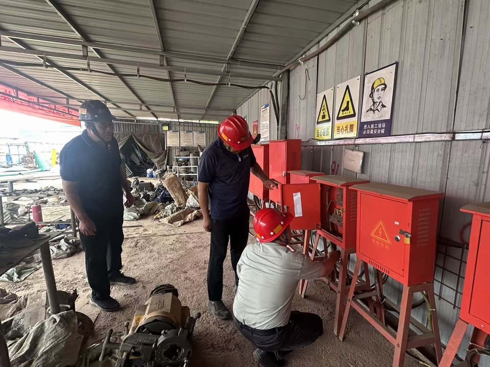 安全生產不放假，應急值守不“打烊”—陜煤建設礦建二公司開展“雙節(jié)”期間安全生產大排查