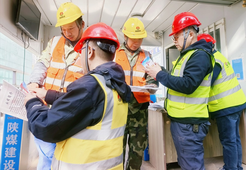 陜煤建設(shè)新龍城直屬項目部：安全“不打烊”，消防“常在線”