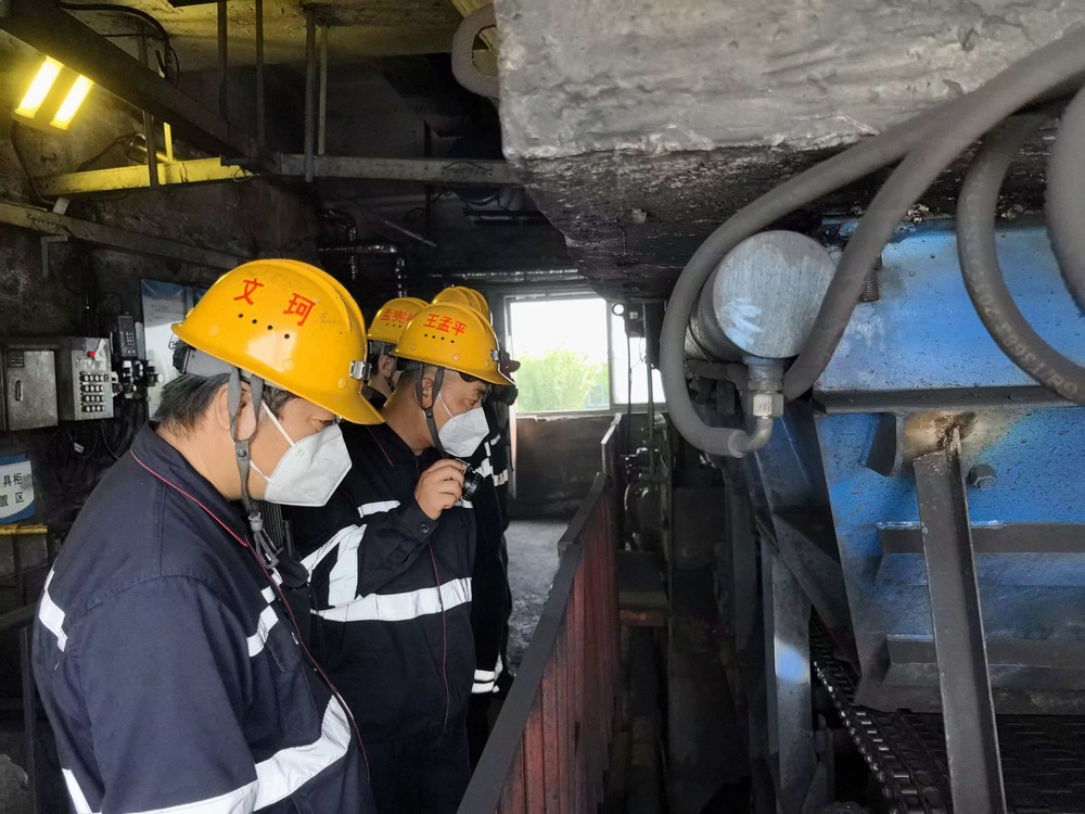 陜煤建設(shè)洗選煤運(yùn)營(yíng)公司澄合山陽(yáng)運(yùn)營(yíng)項(xiàng)目部：鉚足“闖勁”攻堅(jiān)  打贏首季安全“主動(dòng)仗”