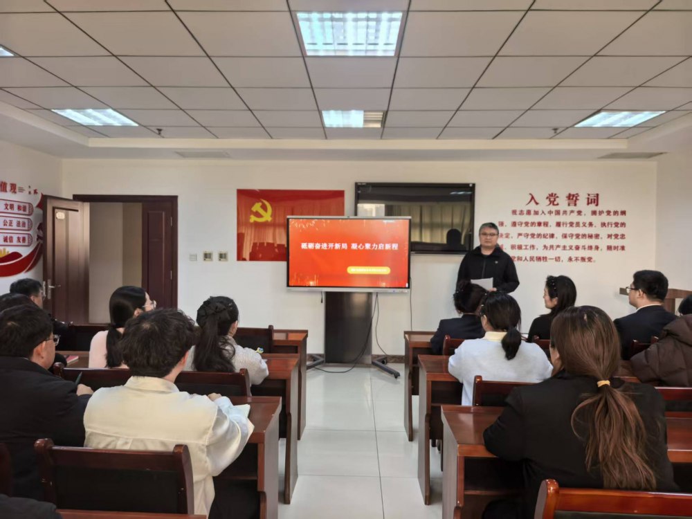 陜煤建設(shè)煤礦運營服務(wù)分公司：學(xué)賀詞強擔(dān)當(dāng) 育人才啟新程