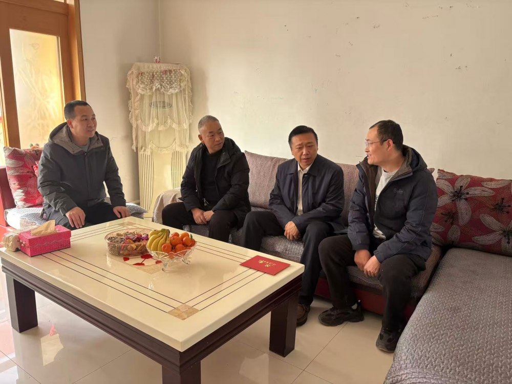 陜煤建設澄合分公司：春節慰問暖人心 黨內關懷顯真情