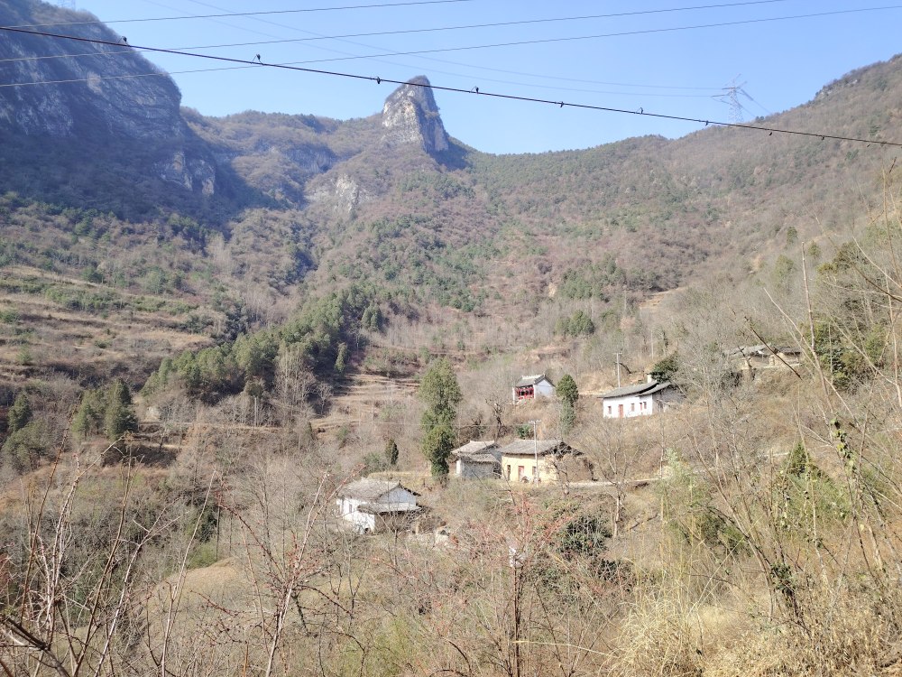 一曲《童年老家》 滿是故鄉(xiāng)情深